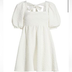 Mini dress